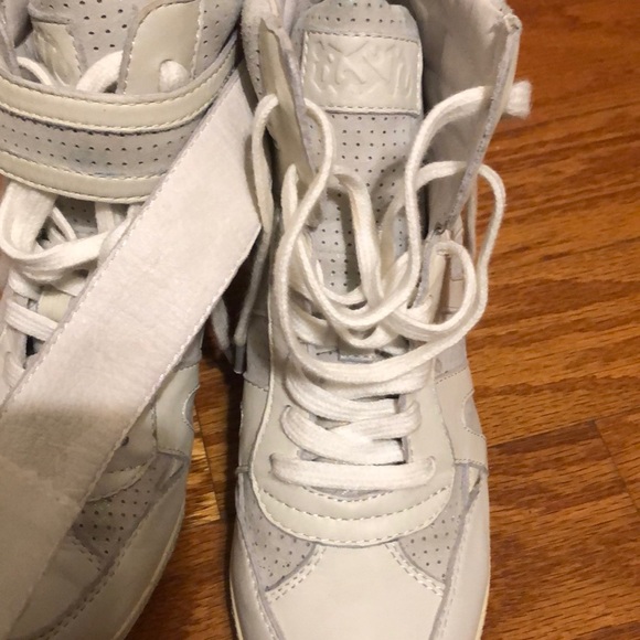 ASN white iridescent wedge sneaker - Picture 5 of 10